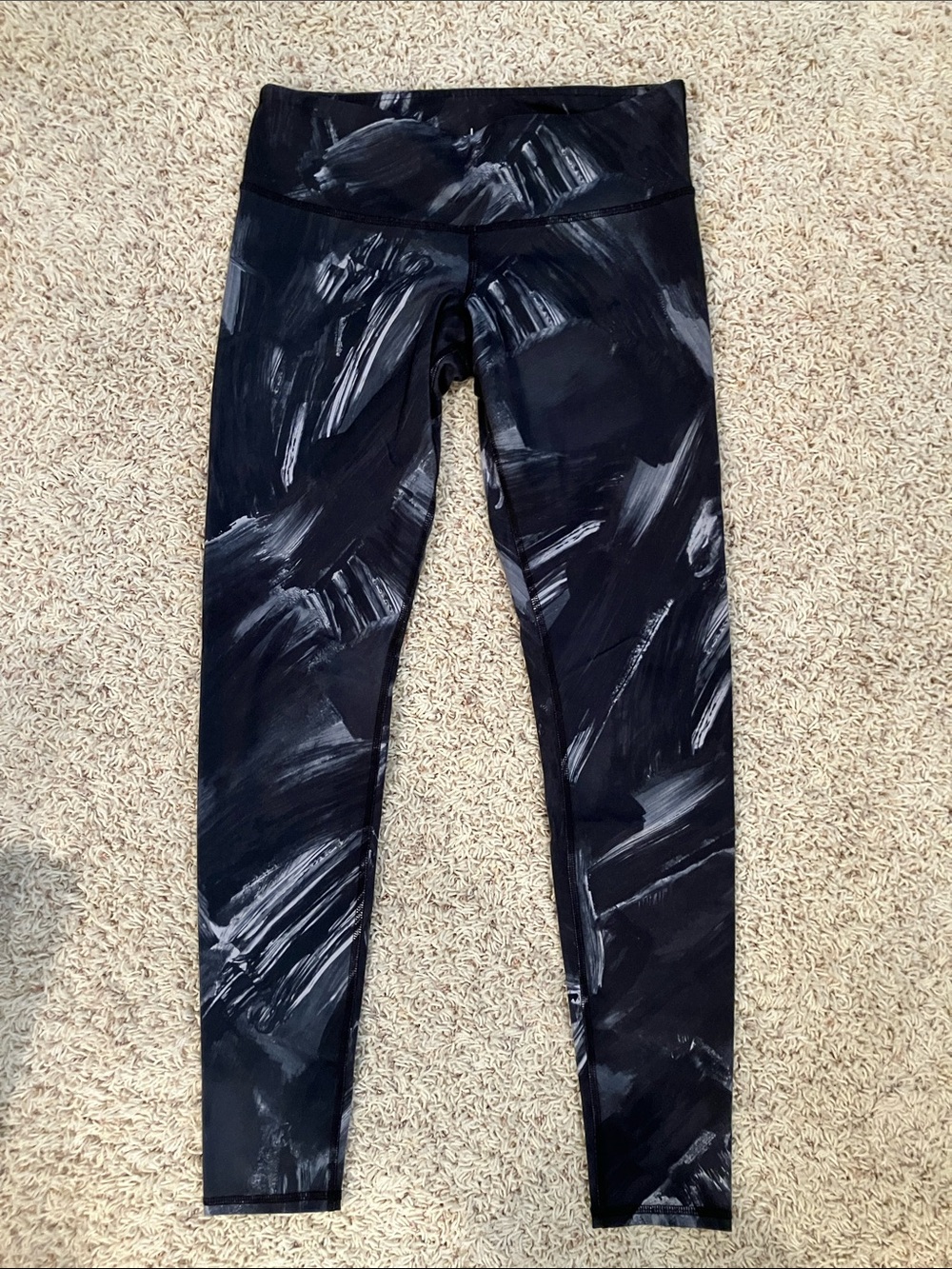 EUC ALO yoga “airbrush” legging | Size Small